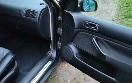 Volkswagen Golf IV, 2001 год, 300 000 рублей, 5 фотография