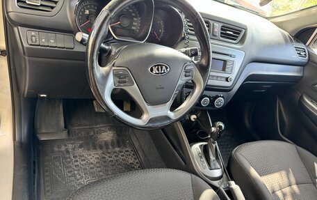 KIA Rio III рестайлинг, 2015 год, 1 250 000 рублей, 18 фотография