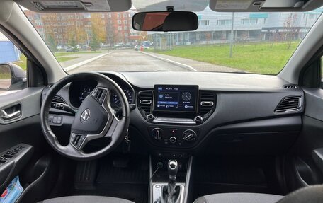 Hyundai Solaris II рестайлинг, 2021 год, 1 580 000 рублей, 8 фотография