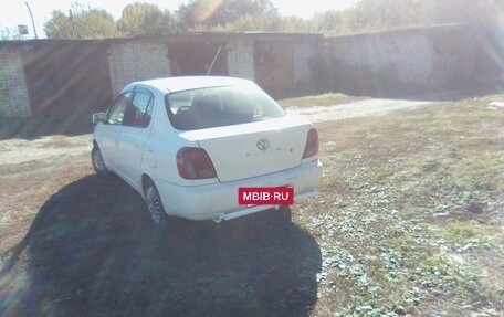 Toyota Platz, 2000 год, 350 000 рублей, 4 фотография