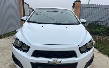 Chevrolet Aveo III, 2012 год, 500 000 рублей, 1 фотография