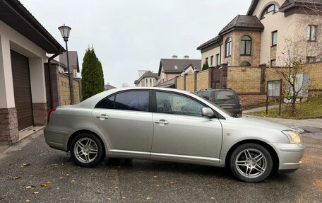 Toyota Avensis III рестайлинг, 2006 год, 1 000 000 рублей, 6 фотография