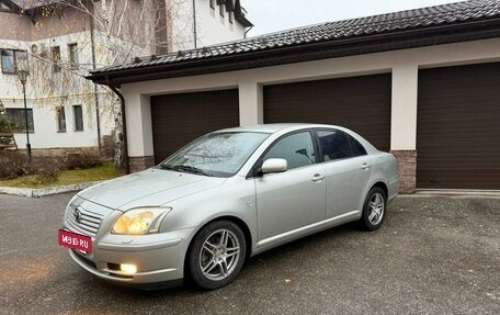 Toyota Avensis III рестайлинг, 2006 год, 1 000 000 рублей, 10 фотография