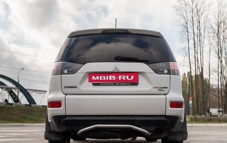 Mitsubishi Outlander III рестайлинг 3, 2010 год, 1 000 000 рублей, 4 фотография