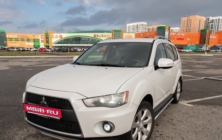 Mitsubishi Outlander III рестайлинг 3, 2010 год, 1 000 000 рублей, 3 фотография