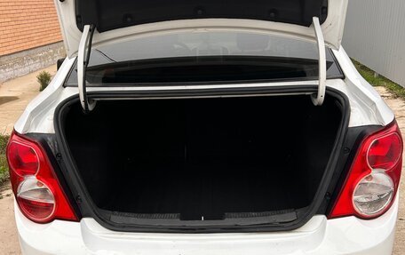 Chevrolet Aveo III, 2012 год, 500 000 рублей, 11 фотография