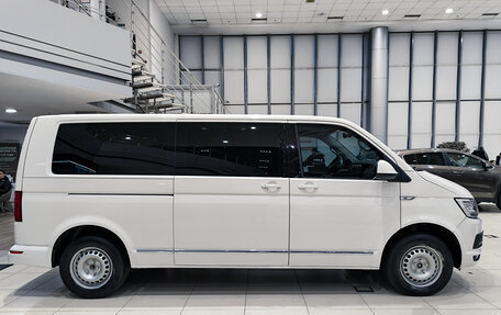 Volkswagen Caravelle T6 рестайлинг, 2018 год, 2 350 000 рублей, 4 фотография