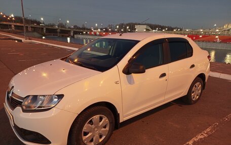 Renault Logan II, 2017 год, 770 000 рублей, 3 фотография