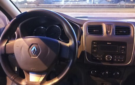 Renault Logan II, 2017 год, 770 000 рублей, 14 фотография