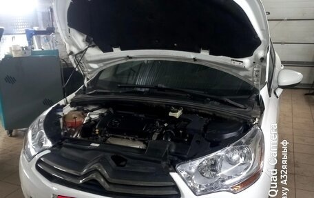 Citroen C4 II рестайлинг, 2012 год, 690 000 рублей, 10 фотография