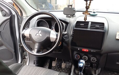 Mitsubishi ASX I рестайлинг, 2010 год, 990 000 рублей, 8 фотография