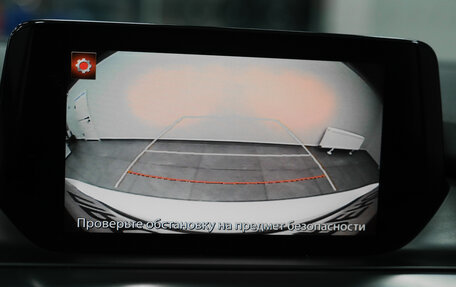 Mazda 6, 2016 год, 1 980 000 рублей, 11 фотография