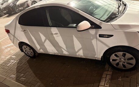 KIA Rio III рестайлинг, 2015 год, 1 050 000 рублей, 4 фотография