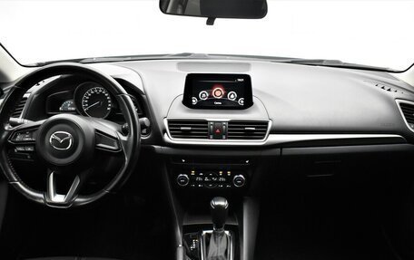 Mazda 3, 2018 год, 1 720 000 рублей, 5 фотография