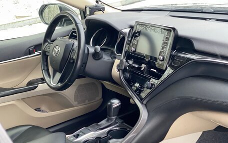 Toyota Camry, 2022 год, 2 900 000 рублей, 18 фотография