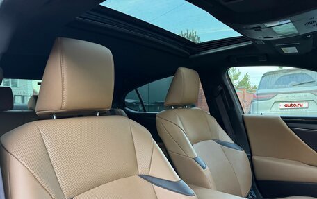 Lexus ES VII, 2018 год, 3 880 000 рублей, 12 фотография