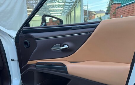 Lexus ES VII, 2018 год, 3 880 000 рублей, 14 фотография