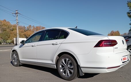 Volkswagen Passat B8 рестайлинг, 2015 год, 1 730 000 рублей, 4 фотография