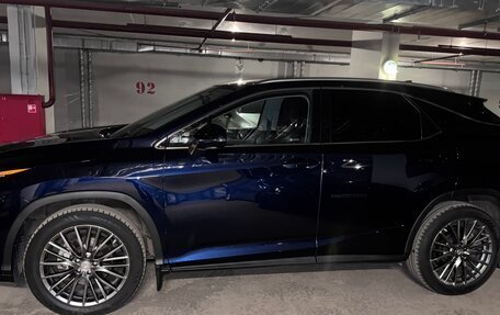 Lexus RX IV рестайлинг, 2017 год, 3 600 000 рублей, 3 фотография