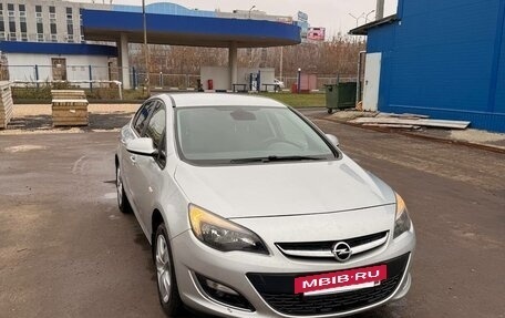 Opel Astra J, 2013 год, 685 000 рублей, 3 фотография