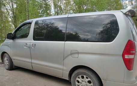 Hyundai Grand Starex Grand Starex I рестайлинг 2, 2008 год, 1 140 000 рублей, 1 фотография