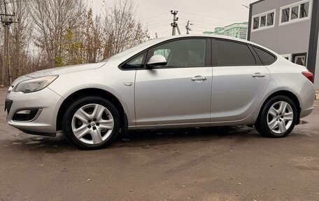 Opel Astra J, 2013 год, 685 000 рублей, 10 фотография