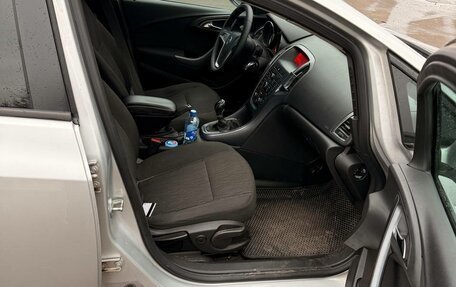 Opel Astra J, 2013 год, 685 000 рублей, 11 фотография