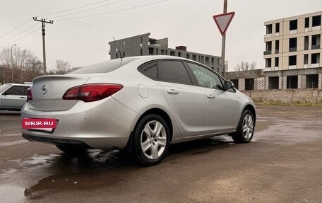 Opel Astra J, 2013 год, 685 000 рублей, 6 фотография