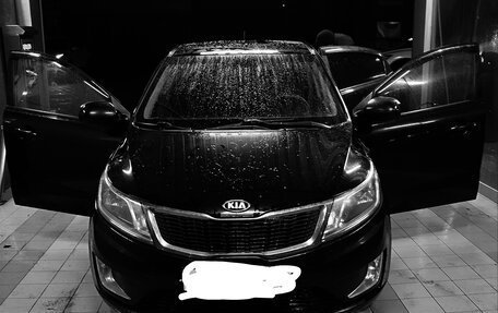 KIA Rio III рестайлинг, 2013 год, 750 000 рублей, 1 фотография