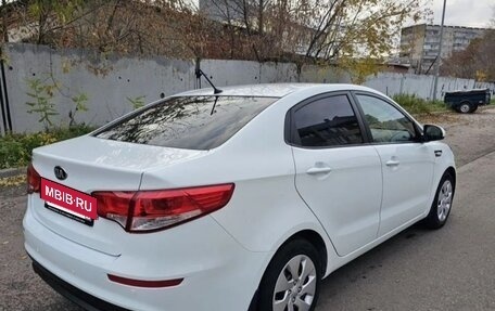 KIA Rio III рестайлинг, 2016 год, 1 025 000 рублей, 4 фотография