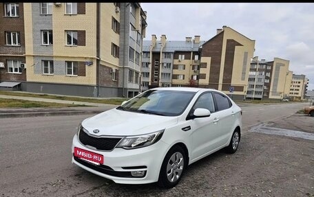 KIA Rio III рестайлинг, 2016 год, 1 025 000 рублей, 8 фотография