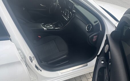 Mercedes-Benz C-Класс, 2018 год, 2 450 000 рублей, 10 фотография