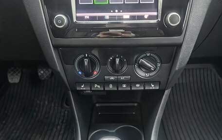 Skoda Rapid I, 2018 год, 1 160 000 рублей, 18 фотография