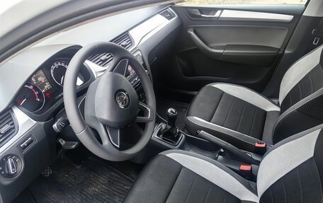 Skoda Rapid I, 2018 год, 1 160 000 рублей, 9 фотография