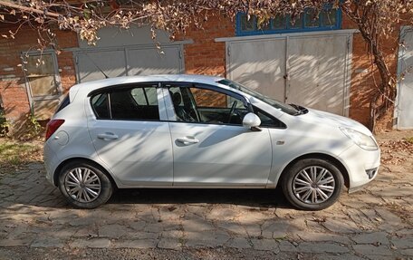 Opel Corsa D, 2008 год, 3 фотография