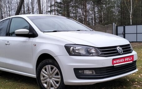 Volkswagen Polo VI (EU Market), 2015 год, 810 000 рублей, 2 фотография