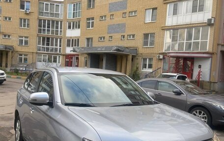 Mitsubishi Outlander III рестайлинг 3, 2012 год, 1 500 000 рублей, 5 фотография