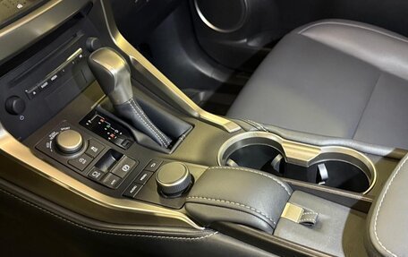 Lexus NX I, 2017 год, 2 920 000 рублей, 17 фотография