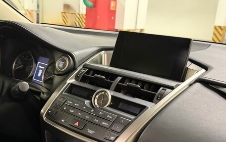 Lexus NX I, 2017 год, 2 920 000 рублей, 16 фотография