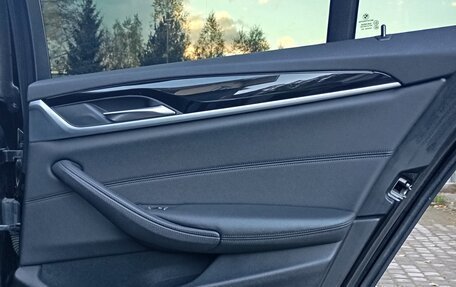 BMW 5 серия, 2019 год, 2 600 000 рублей, 10 фотография