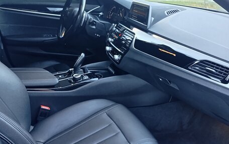 BMW 5 серия, 2019 год, 2 600 000 рублей, 8 фотография