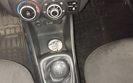 KIA Rio III рестайлинг, 2013 год, 750 000 рублей, 5 фотография