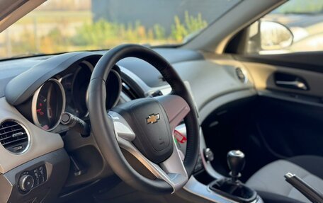 Chevrolet Cruze II, 2014 год, 929 000 рублей, 6 фотография