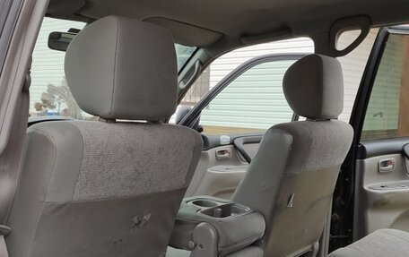 Toyota Land Cruiser 100 рестайлинг 2, 2003 год, 1 500 000 рублей, 5 фотография