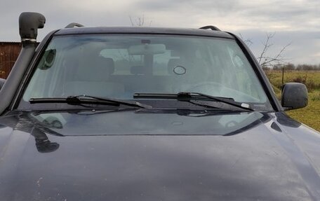 Toyota Land Cruiser 100 рестайлинг 2, 2003 год, 1 500 000 рублей, 10 фотография