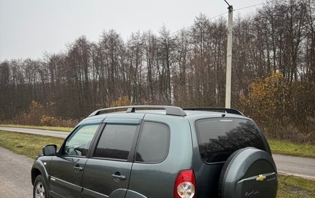 Chevrolet Niva I рестайлинг, 2012 год, 630 000 рублей, 7 фотография