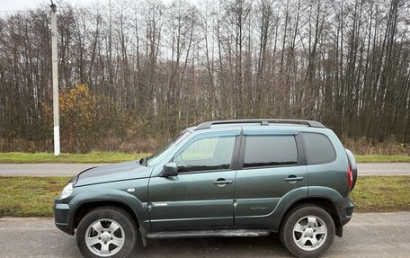 Chevrolet Niva I рестайлинг, 2012 год, 630 000 рублей, 5 фотография