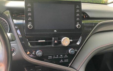 Toyota Camry, 2021 год, 2 990 000 рублей, 12 фотография