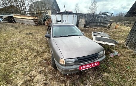 Opel Vectra A, 1990 год, 90 000 рублей, 2 фотография