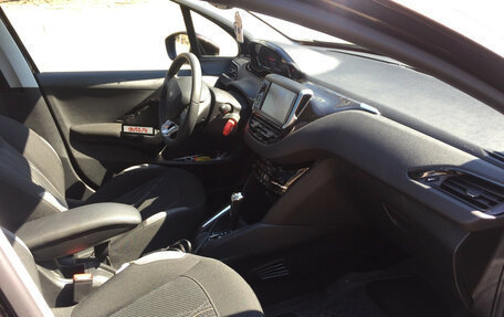 Peugeot 208 II, 2013 год, 650 000 рублей, 9 фотография